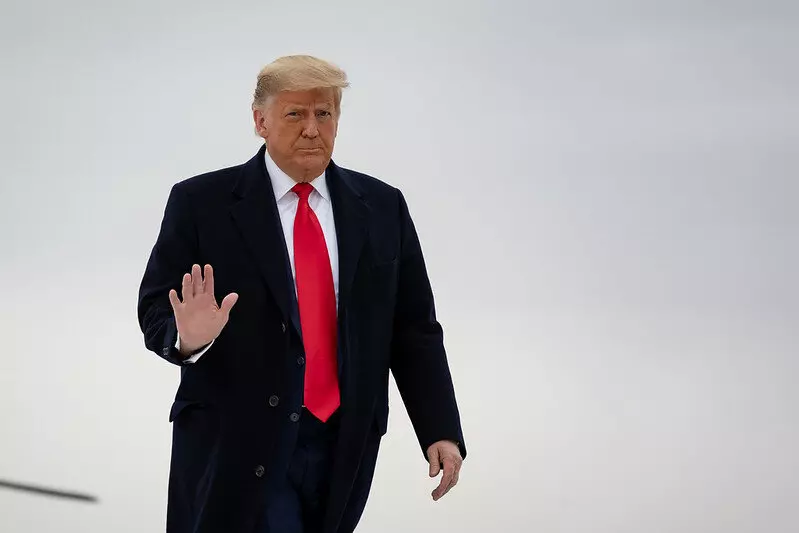 Jan 12, 2021 – President Donald J. Trump disembarks Marine One at Valley International Airport in Harlingen, Texas and boards Air Force One en route to Joint Base Andrews, Md. (Photo by Shealah Craighead | White House Official)