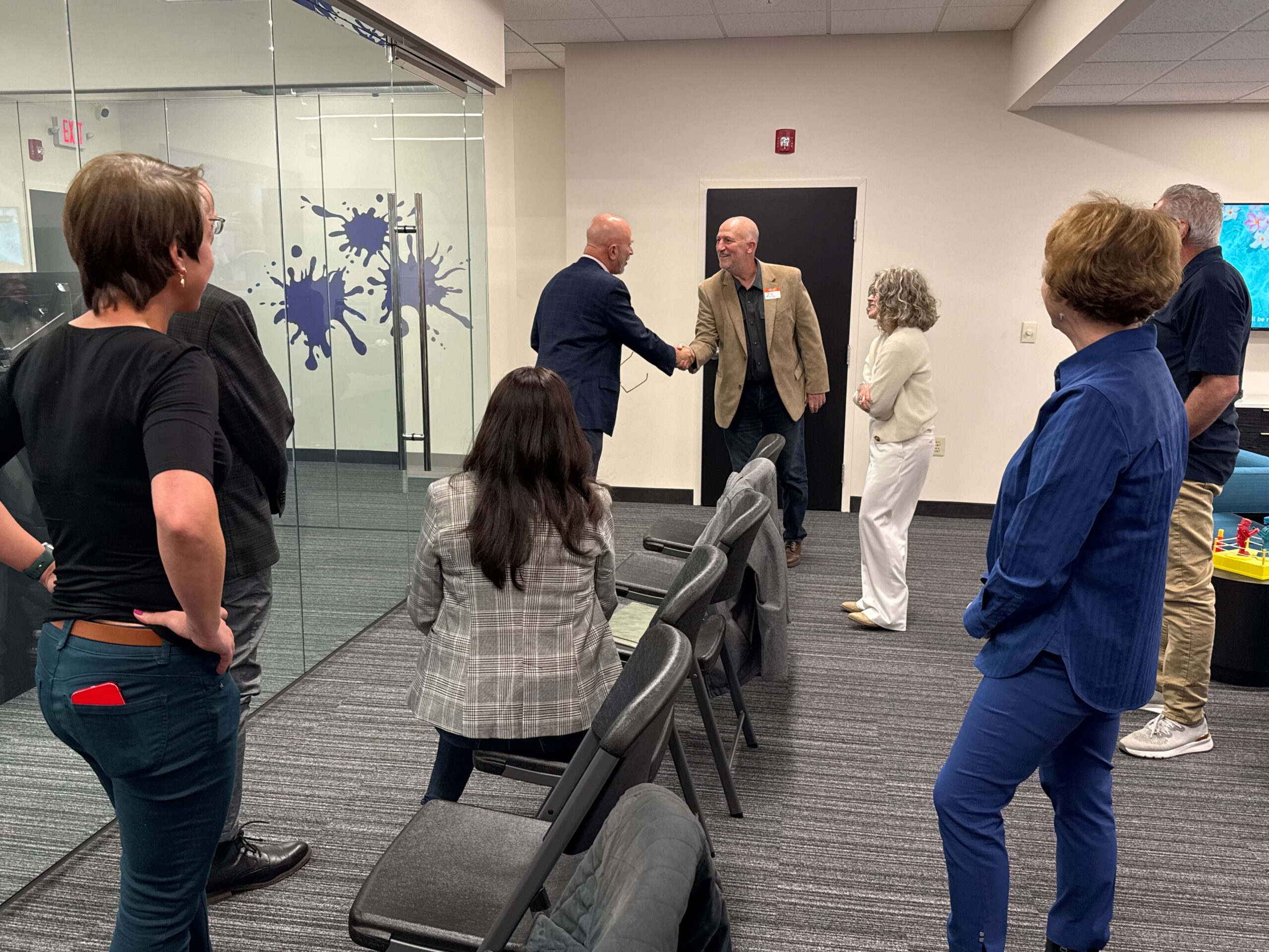 Michael Smerconish shaking hands