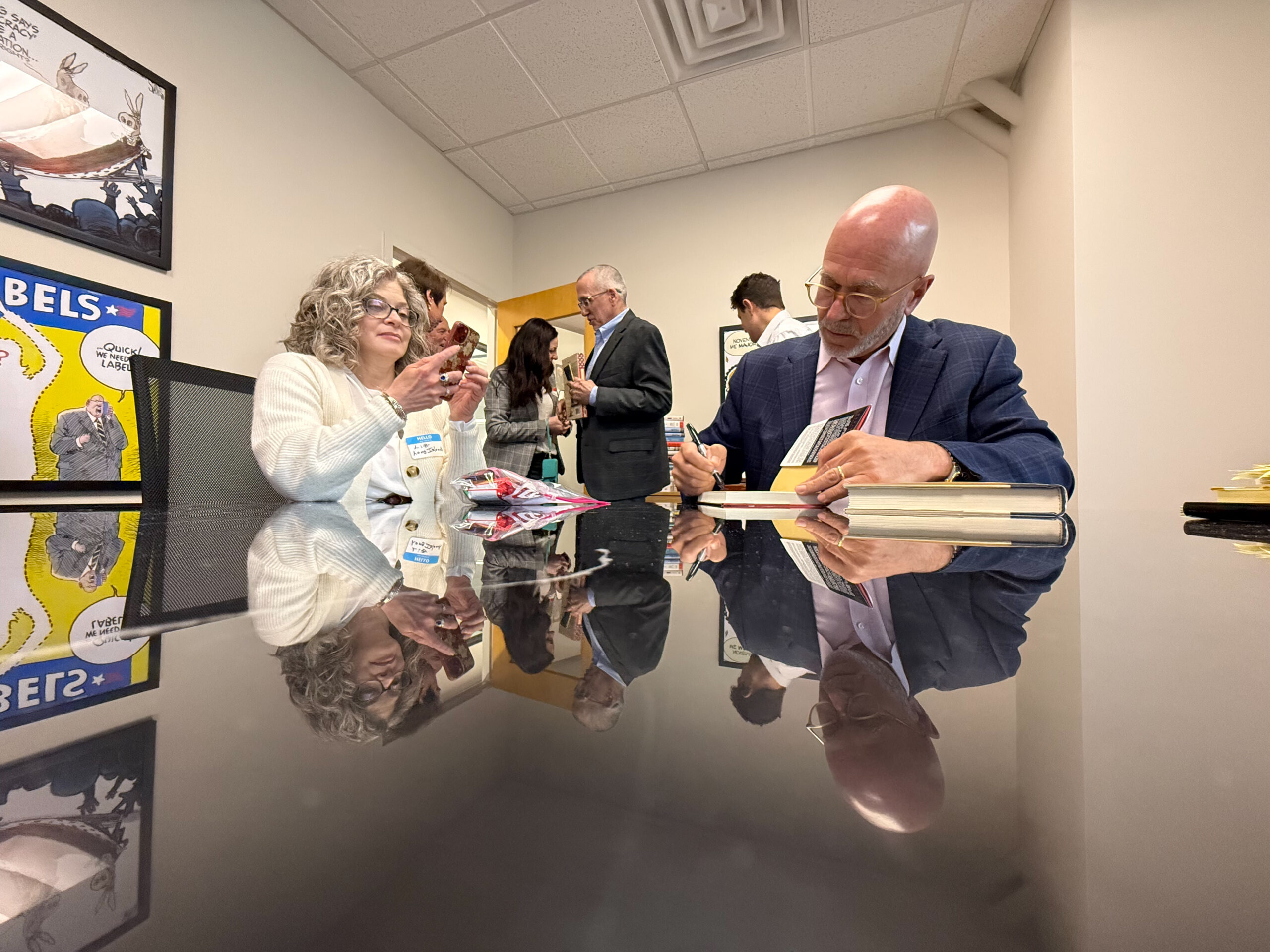 Michael Smerconish signing book
